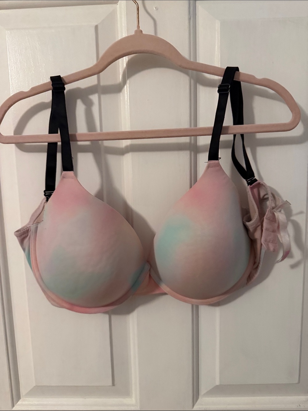 PINK Victoria's Secret Pastel Tie-Dye T-Shirt Bra with Black Straps